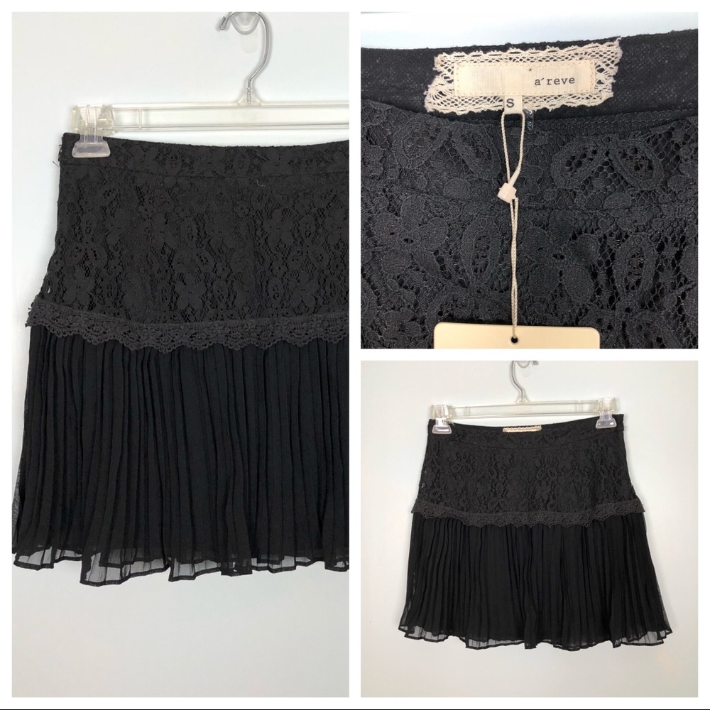 A’reve black lace pleated mini skirt-Small